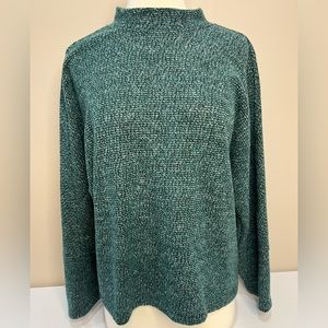 Lightweight Soft Sweater Top Size M NWT